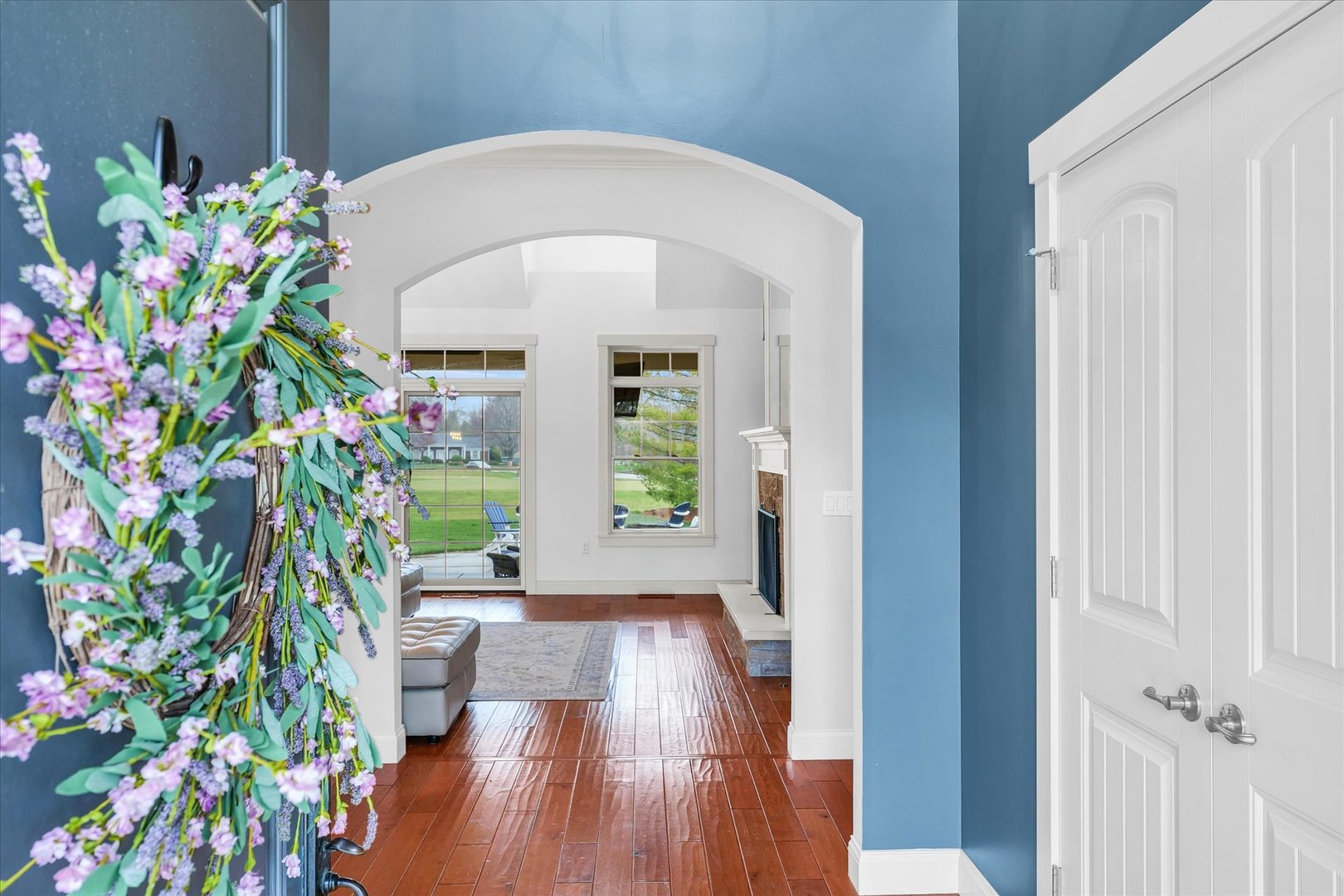 1803 Cobblefield Court Champaign, IL 61822 - Photo 5 of 55 a view of entryway with flower pots