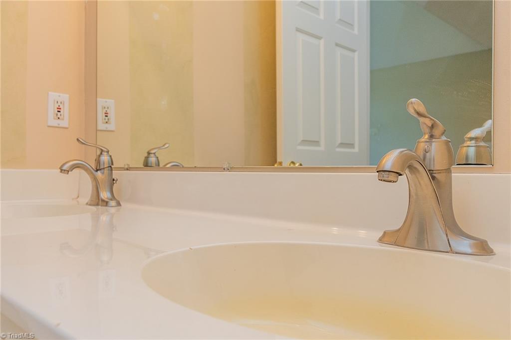 705 Fox Run Road Lexington, NC 27292 - Photo 13 of 45 Gallery Image 13