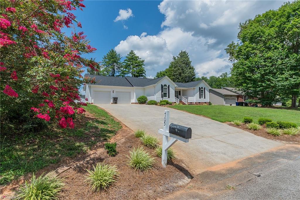 705 Fox Run Road Lexington, NC 27292 - Photo 2 of 45 Gallery Image 2