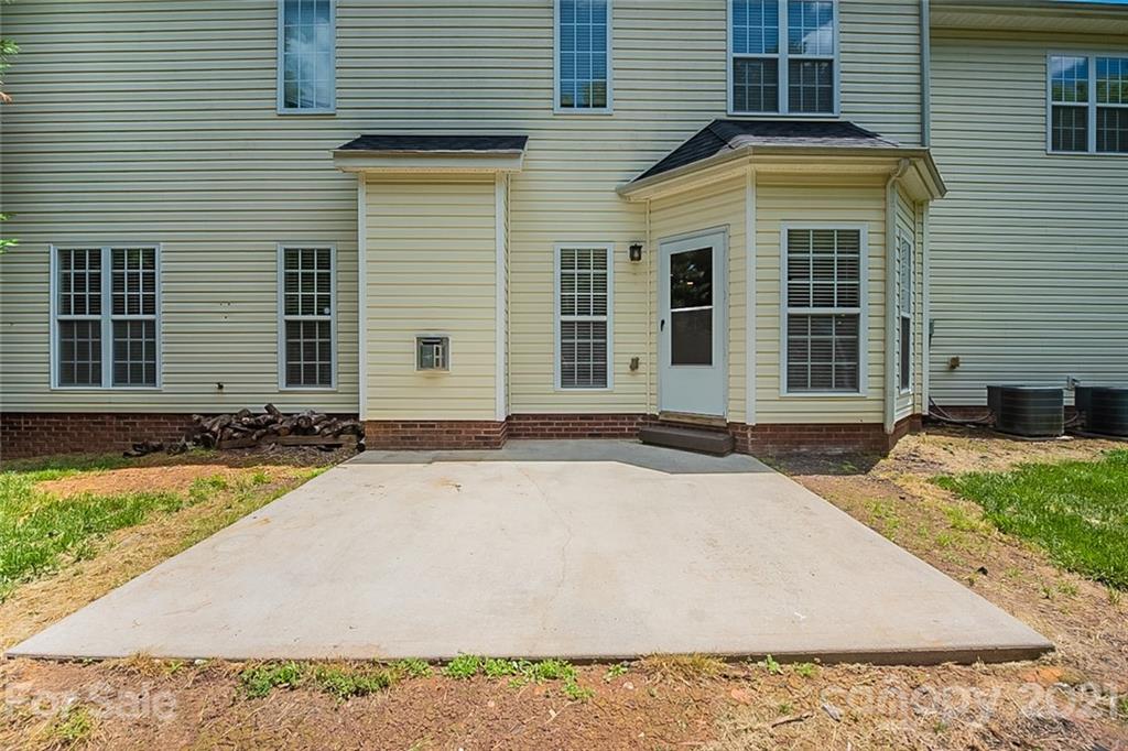 3546 Weddington Ridge Lane Matthews, NC 28105 - Photo 23 of 24 a front view of a house
