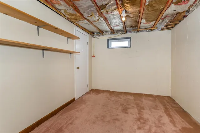 $3,300 | 275 Columbus Avenue, Pawtucket, RI 02861