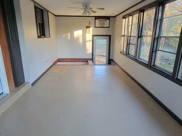 $2,050 | 688 Speck Road, Lebanon, TN 37087