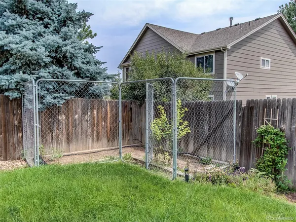 $2,950 | 98 Cherry Street, Castle Rock, CO 80104