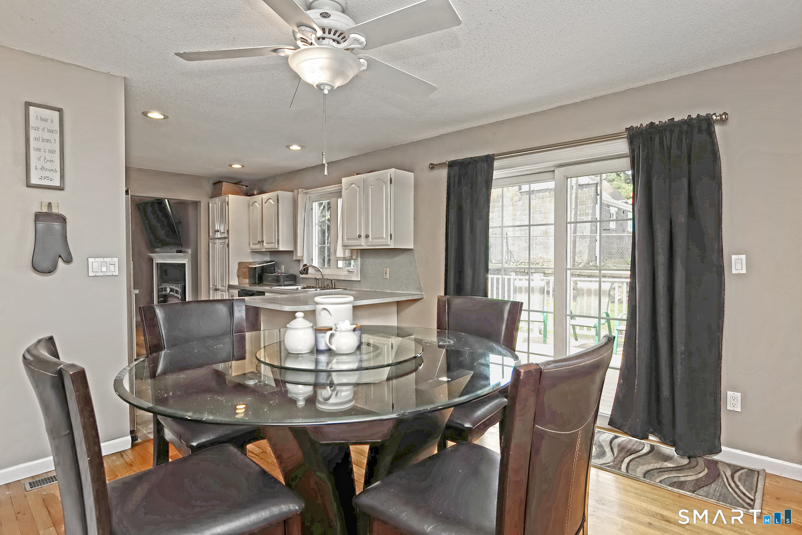 6 Francis Street Waterbury, CT 06708 - Photo 11 of 26