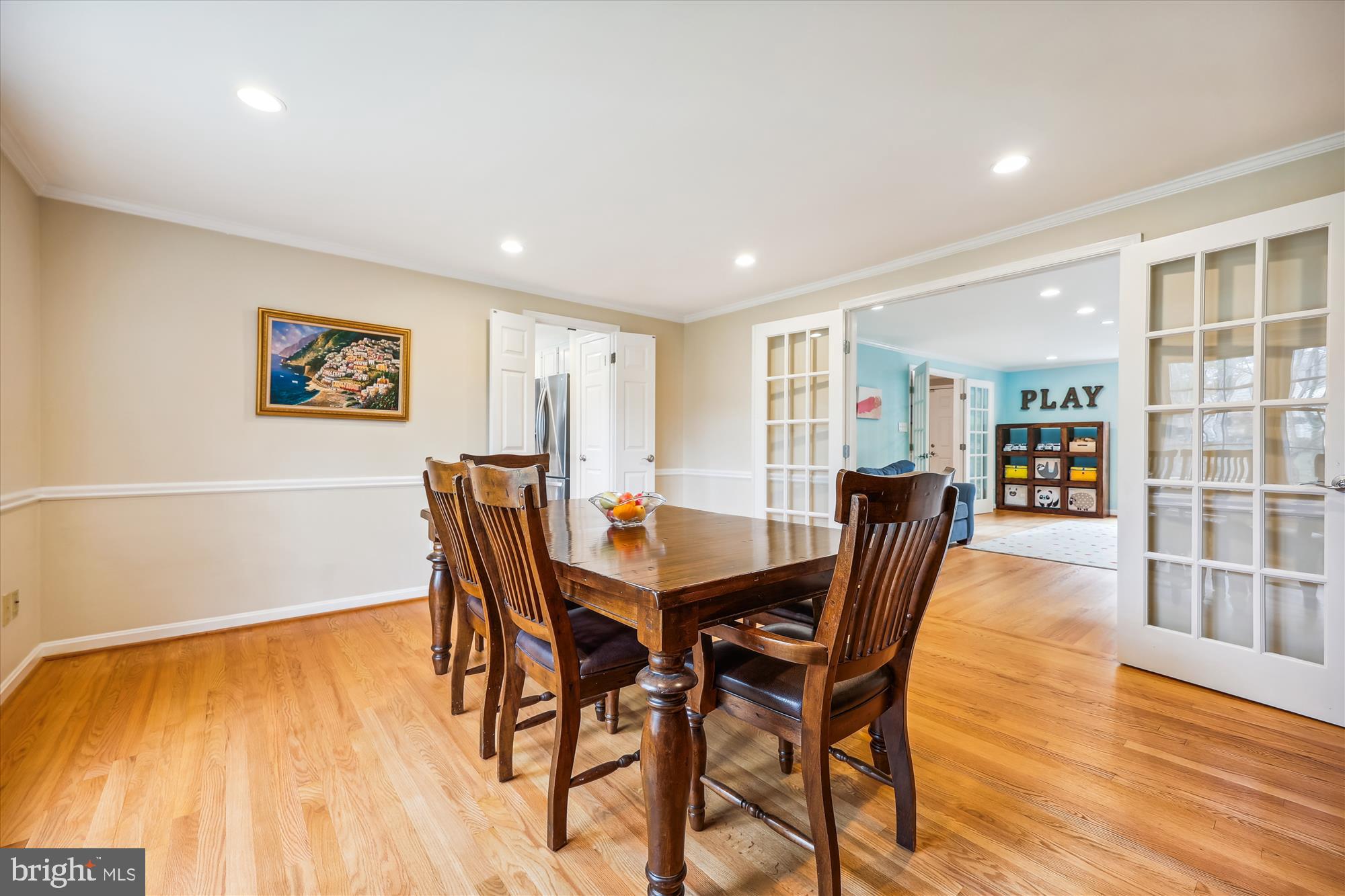 9029 Willow Valley Drive Potomac, MD 20854 - Photo 22 of 83 Dining Room