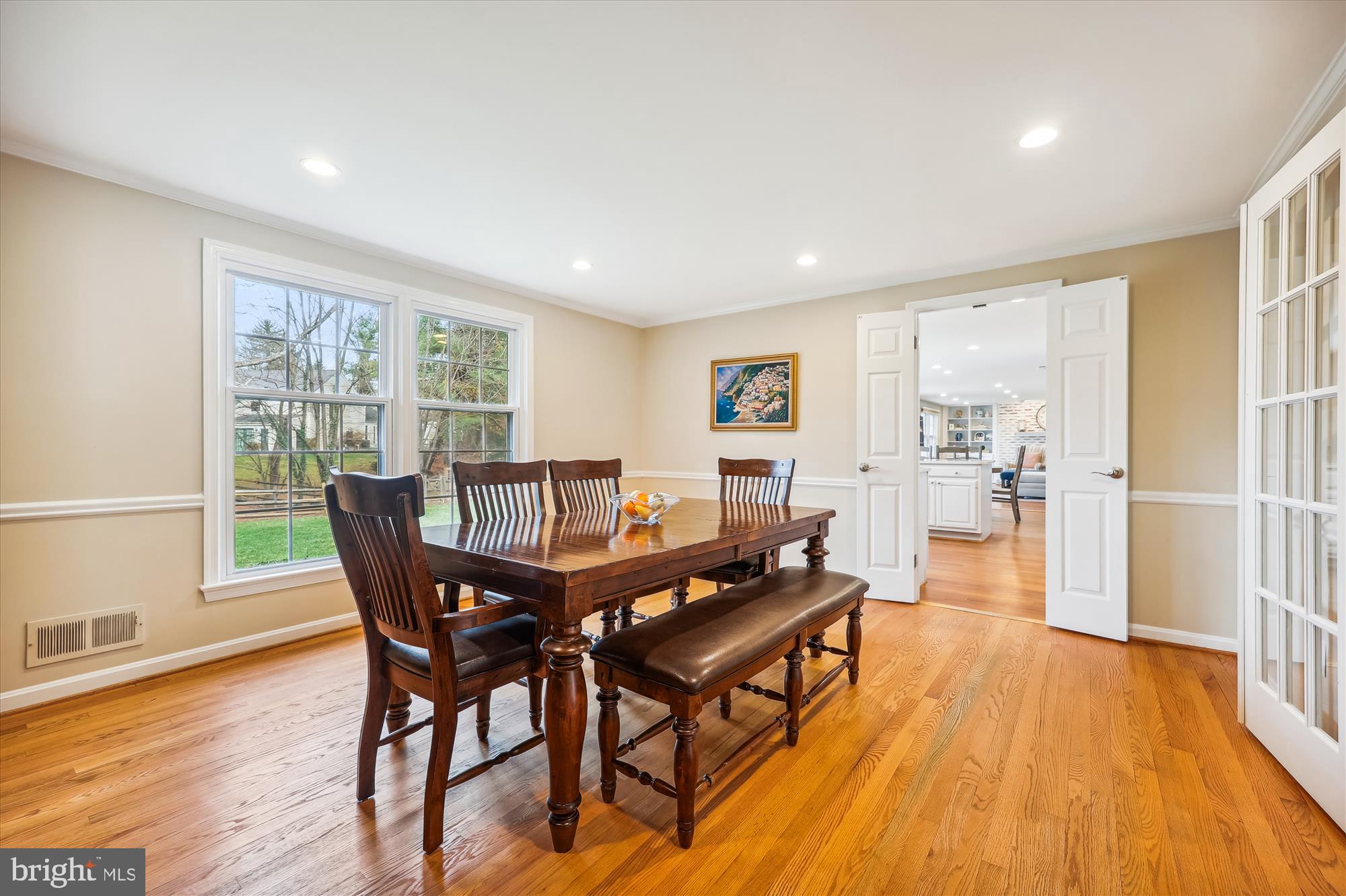 9029 Willow Valley Drive Potomac, MD 20854 - Photo 24 of 83 Dining Room