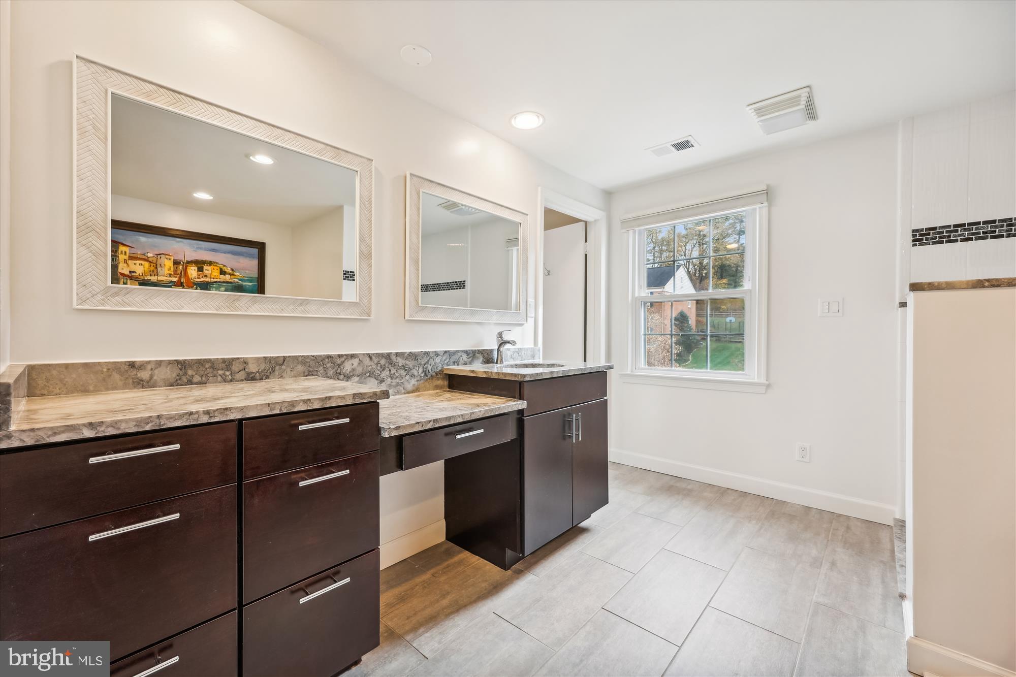 9029 Willow Valley Drive Potomac, MD 20854 - Photo 47 of 83 Primary Bath