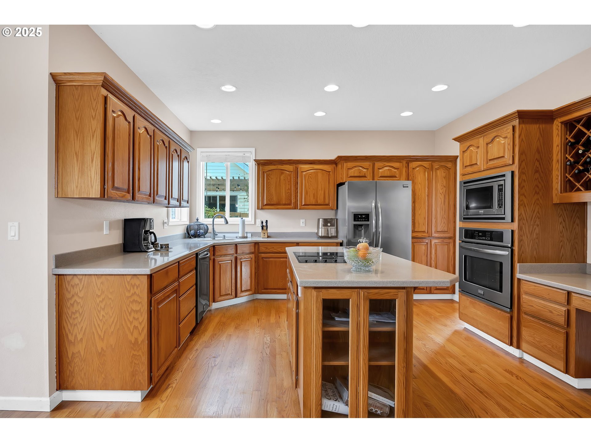 4101 Southwest 30th Court Gresham, OR 97080 - Photo 14 of 47