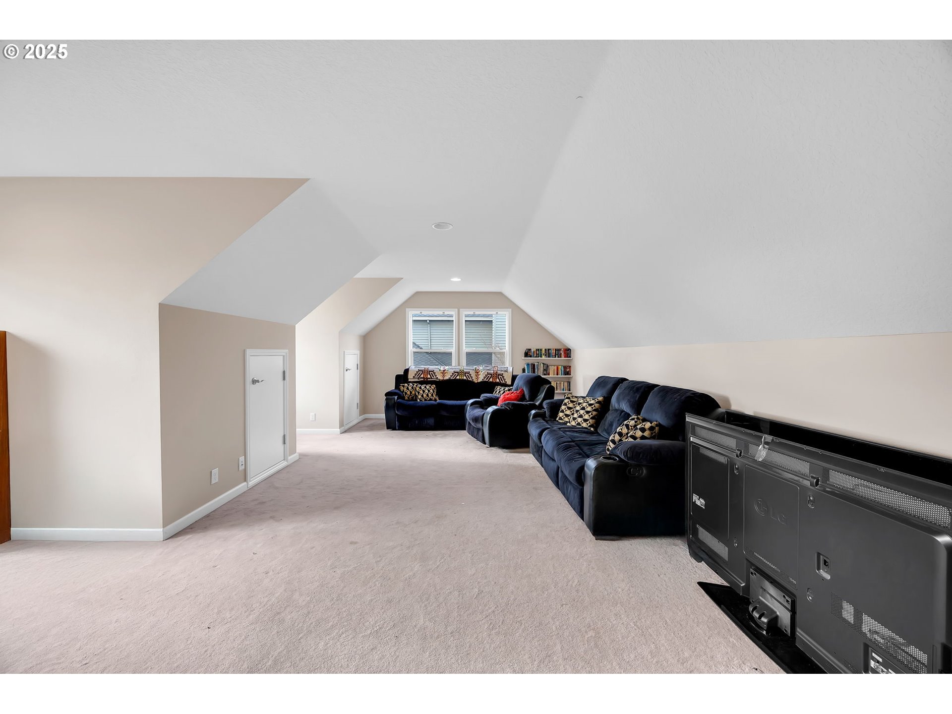 4101 Southwest 30th Court Gresham, OR 97080 - Photo 33 of 47