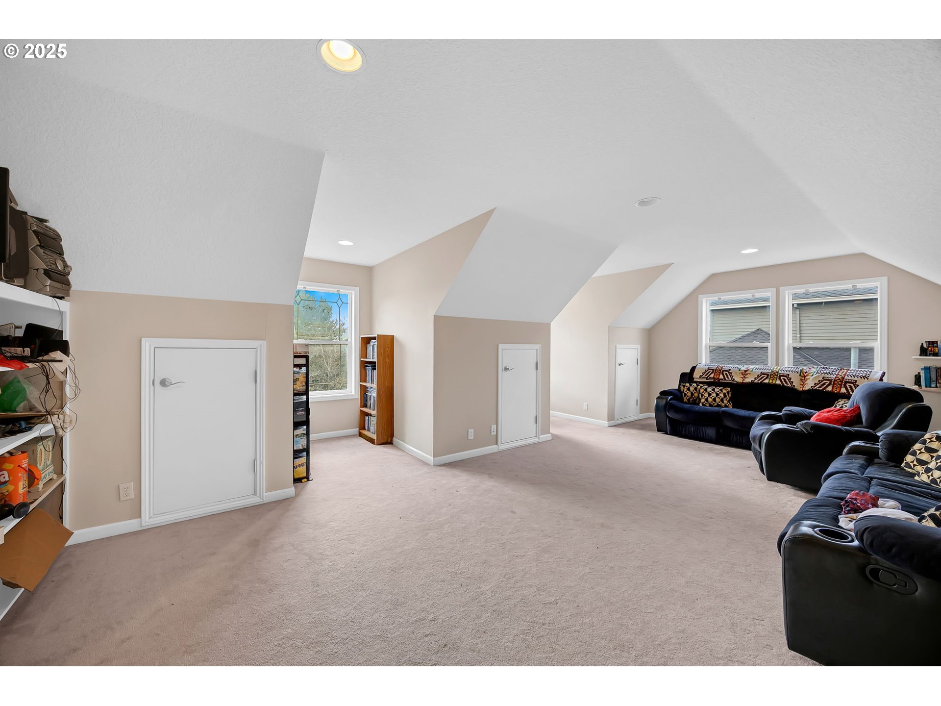 4101 Southwest 30th Court Gresham, OR 97080 - Photo 34 of 47