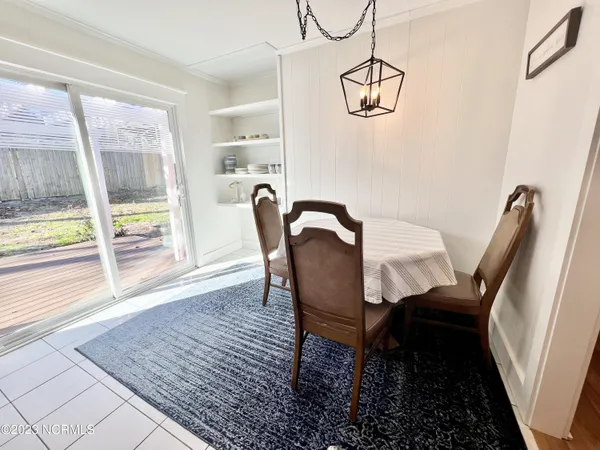 $2,200 | 709 Lorraine Circle, Wilmington, NC 28412