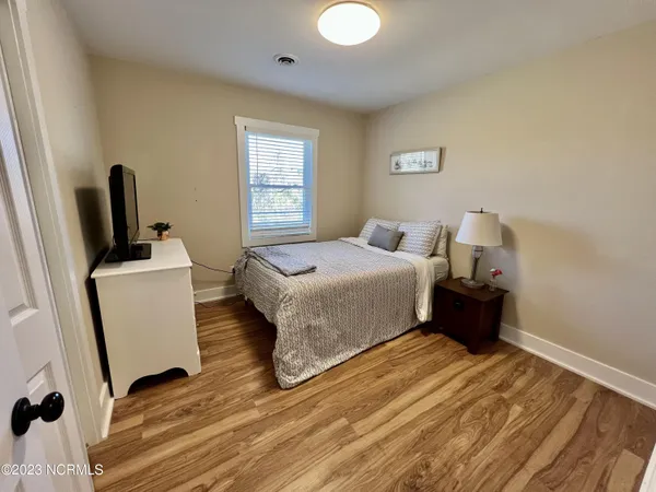 $2,200 | 709 Lorraine Circle, Wilmington, NC 28412