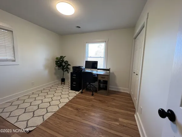 $2,200 | 709 Lorraine Circle, Wilmington, NC 28412