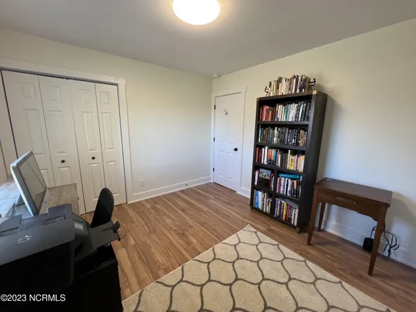 $2,200 | 709 Lorraine Circle, Wilmington, NC 28412