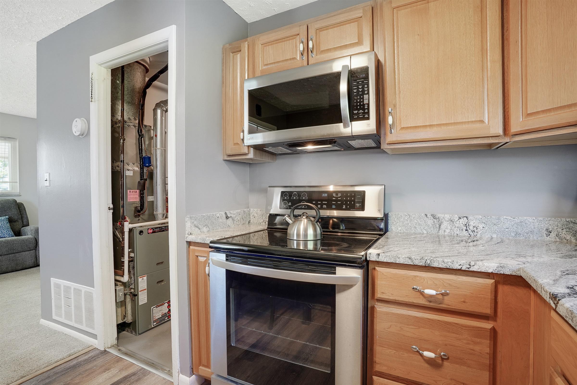 1252 Striebel Road Columbus, OH 43227 - Photo 8 of 25 Gallery Image 8