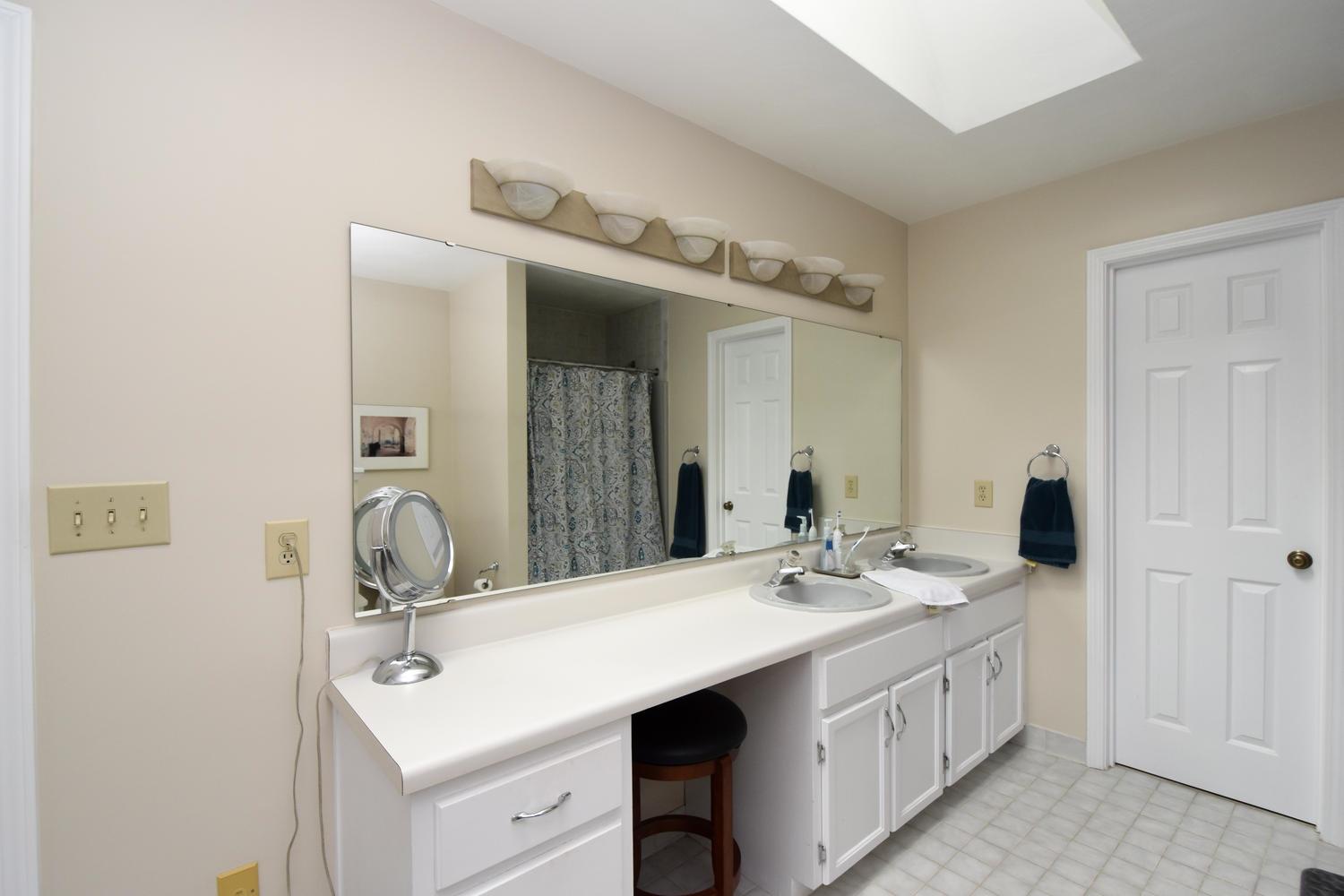 6539 Poage Valley Rd Extension Roanoke, VA 24018 - Photo 13 of 34 13