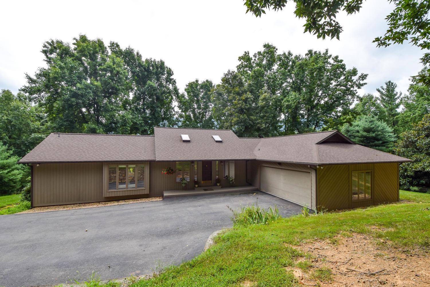 6539 Poage Valley Rd Extension Roanoke, VA 24018 - Photo 26 of 34 27