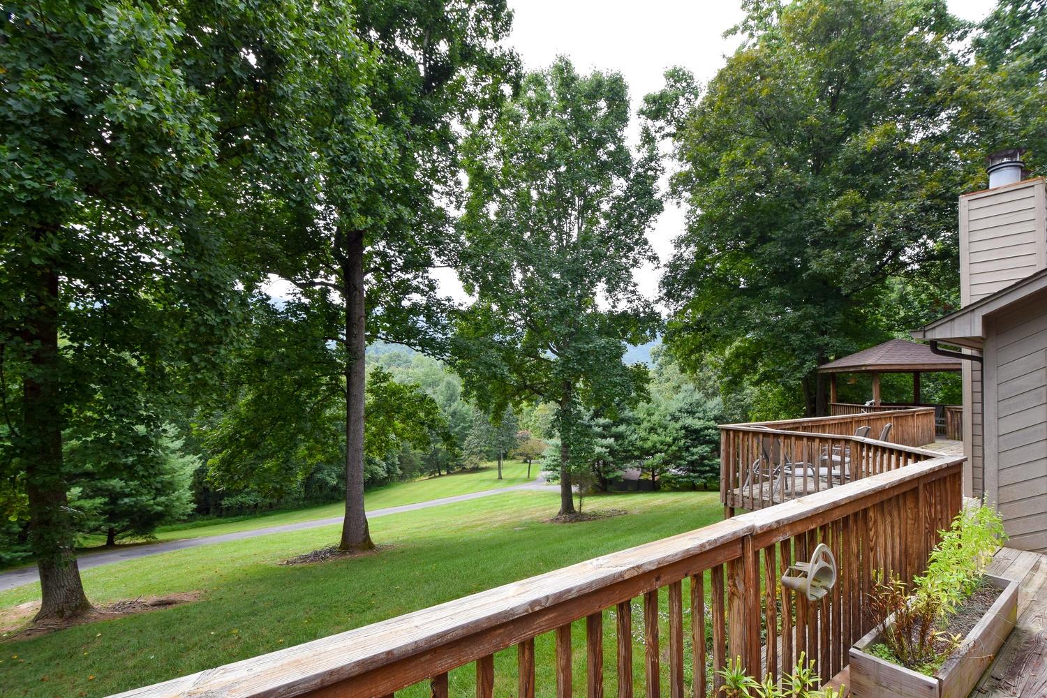 6539 Poage Valley Rd Extension Roanoke, VA 24018 - Photo 32 of 34 33