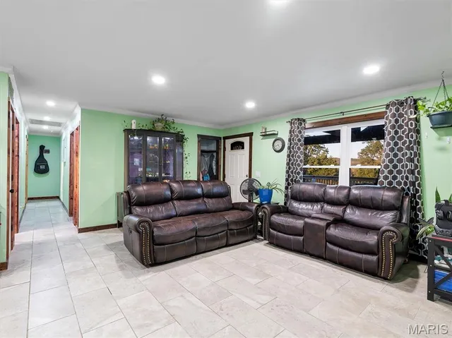 $284,000 | 590 Neff Road, Leasburg, MO 65535