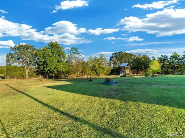 $284,000 | 590 Neff Road, Leasburg, MO 65535