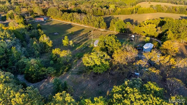 $284,000 | 590 Neff Road, Leasburg, MO 65535