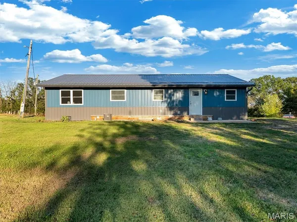 $284,000 | 590 Neff Road, Leasburg, MO 65535
