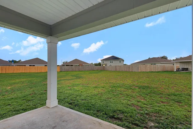 $1,995 | 924 Sandbar Loop, Crestview, FL 32539