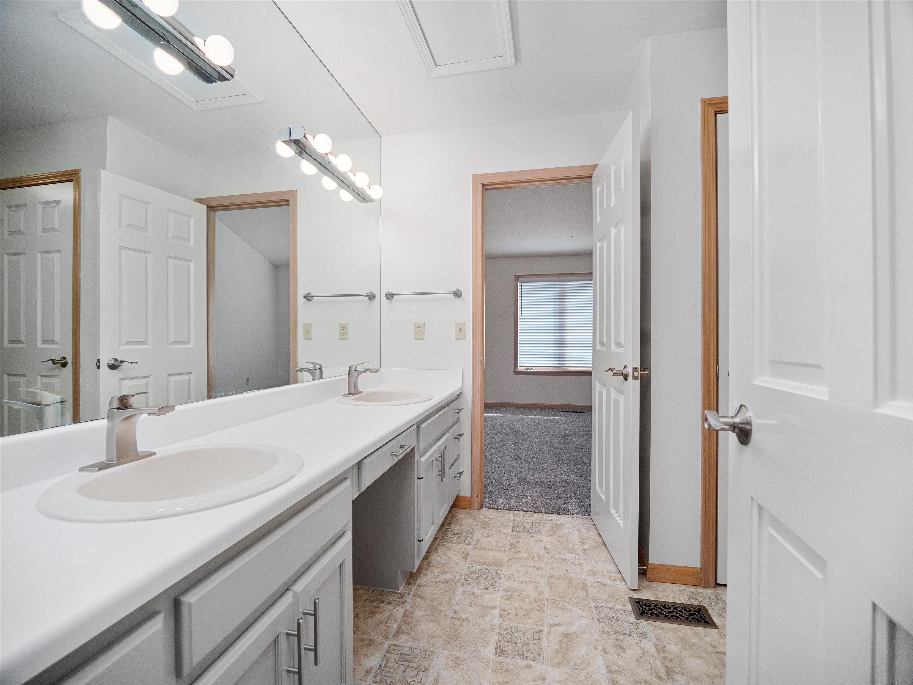 4530 Piazza Circle Fort Wayne, IN 46804 - Photo 27 of 35