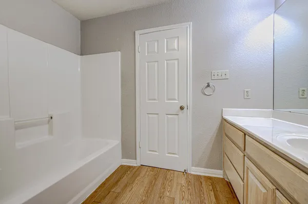 $1,595 | 2509 Riddle Road, Unit A, Austin, TX 78748