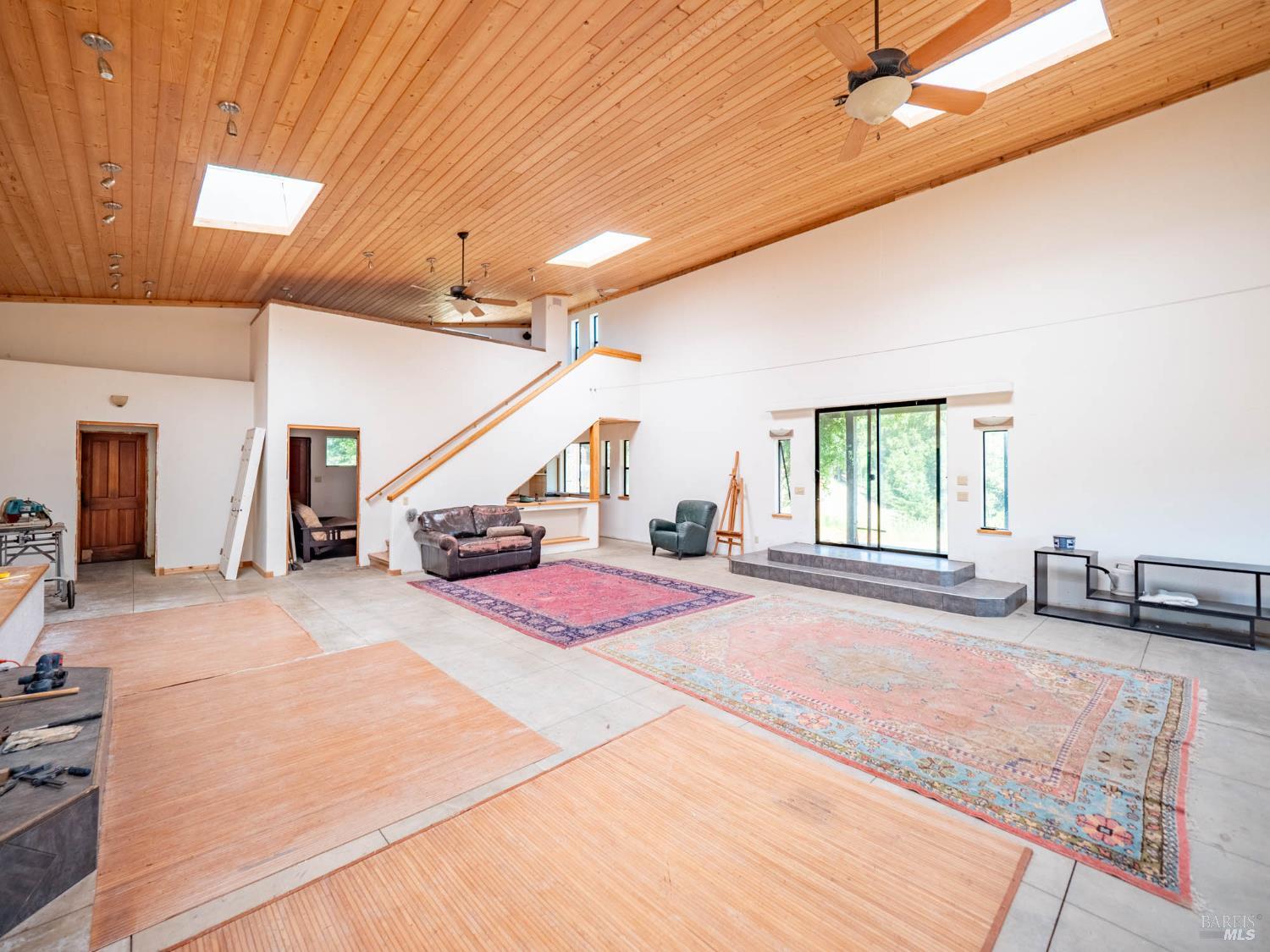 19780 Yorkville Ranch Road Yorkville, CA 95494 - Photo 40 of 49 a very nice looking room with a large window