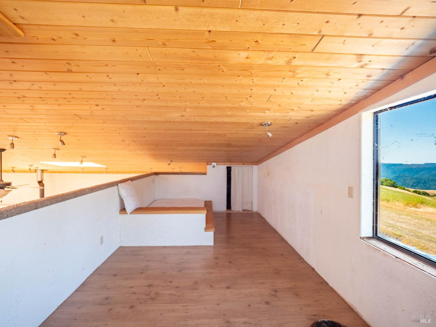 19780 Yorkville Ranch Road Yorkville, CA 95494 - Photo 47 of 49 a view of an ocean and mountain