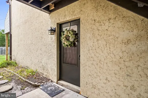 $164,135 | 18 East Daisy Lane, Unit A, Mount Laurel, NJ 08054