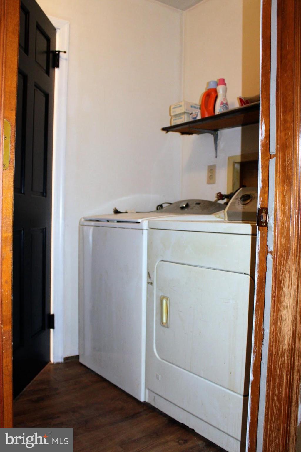 13 Langley Drive Sewell, NJ 08080 - Photo 16 of 31 a utility room with dryer and washer