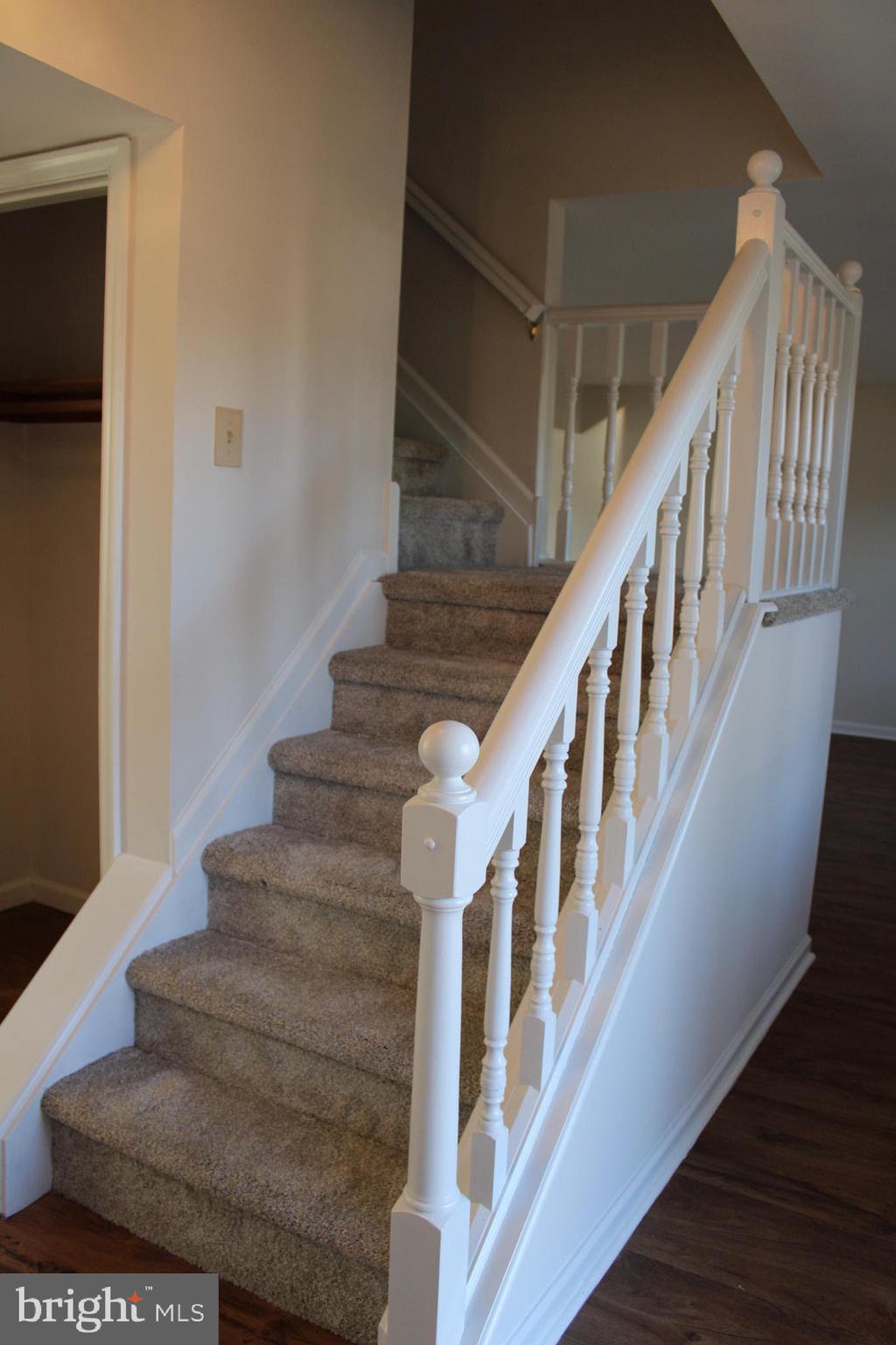 13 Langley Drive Sewell, NJ 08080 - Photo 17 of 31 a view of entryway