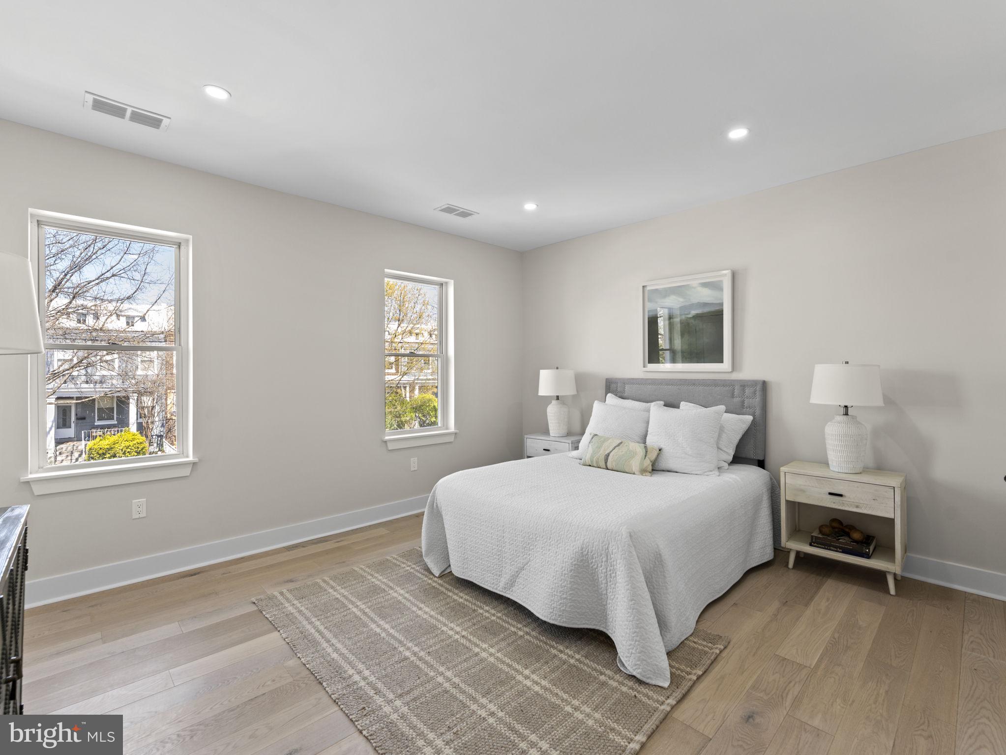 532 Shepherd Street Northwest Washington, DC 20011 - Photo 13 of 28 Sunny Primary Bedroom