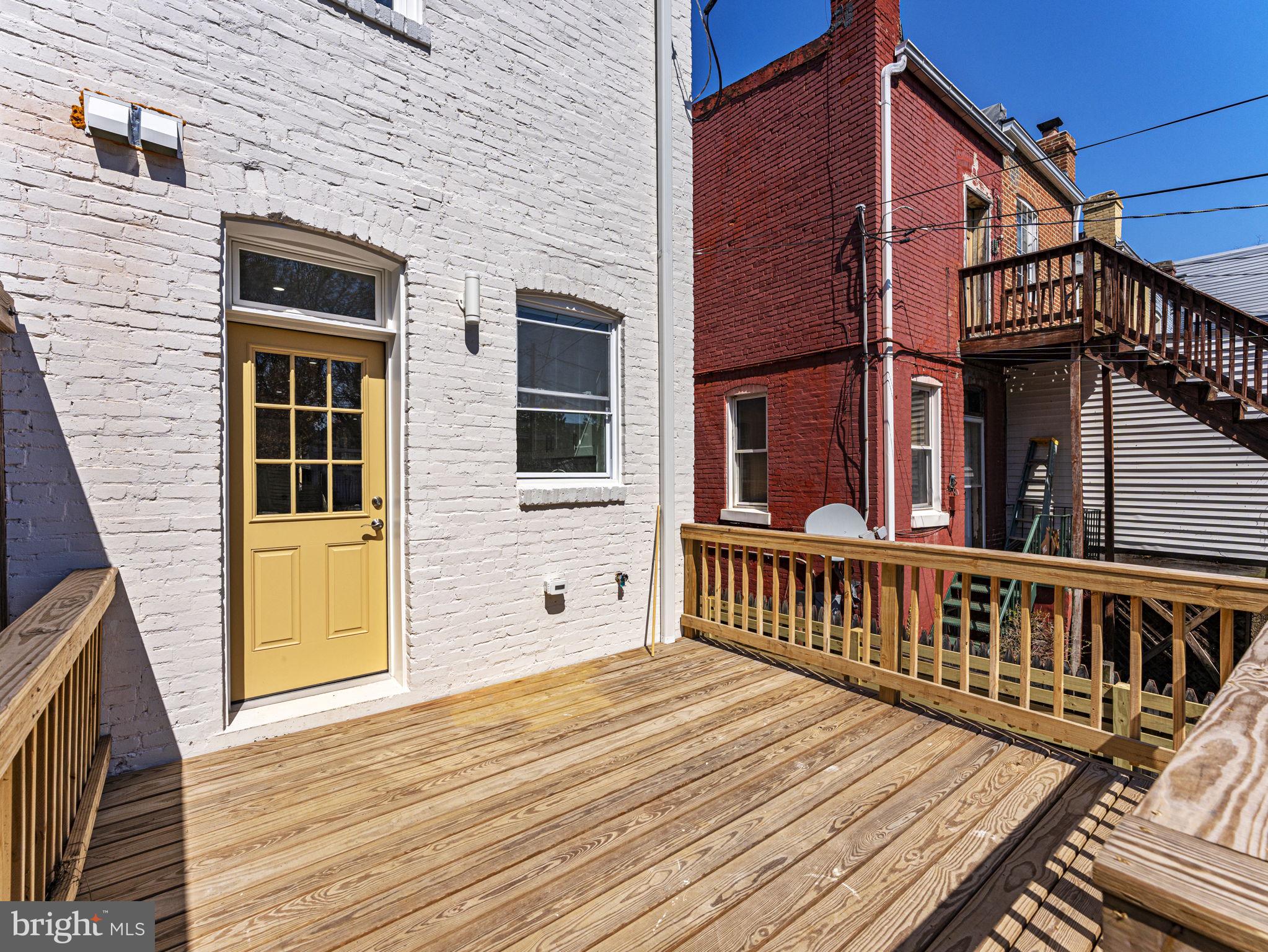 532 Shepherd Street Northwest Washington, DC 20011 - Photo 26 of 28 Deck off of Kitchen