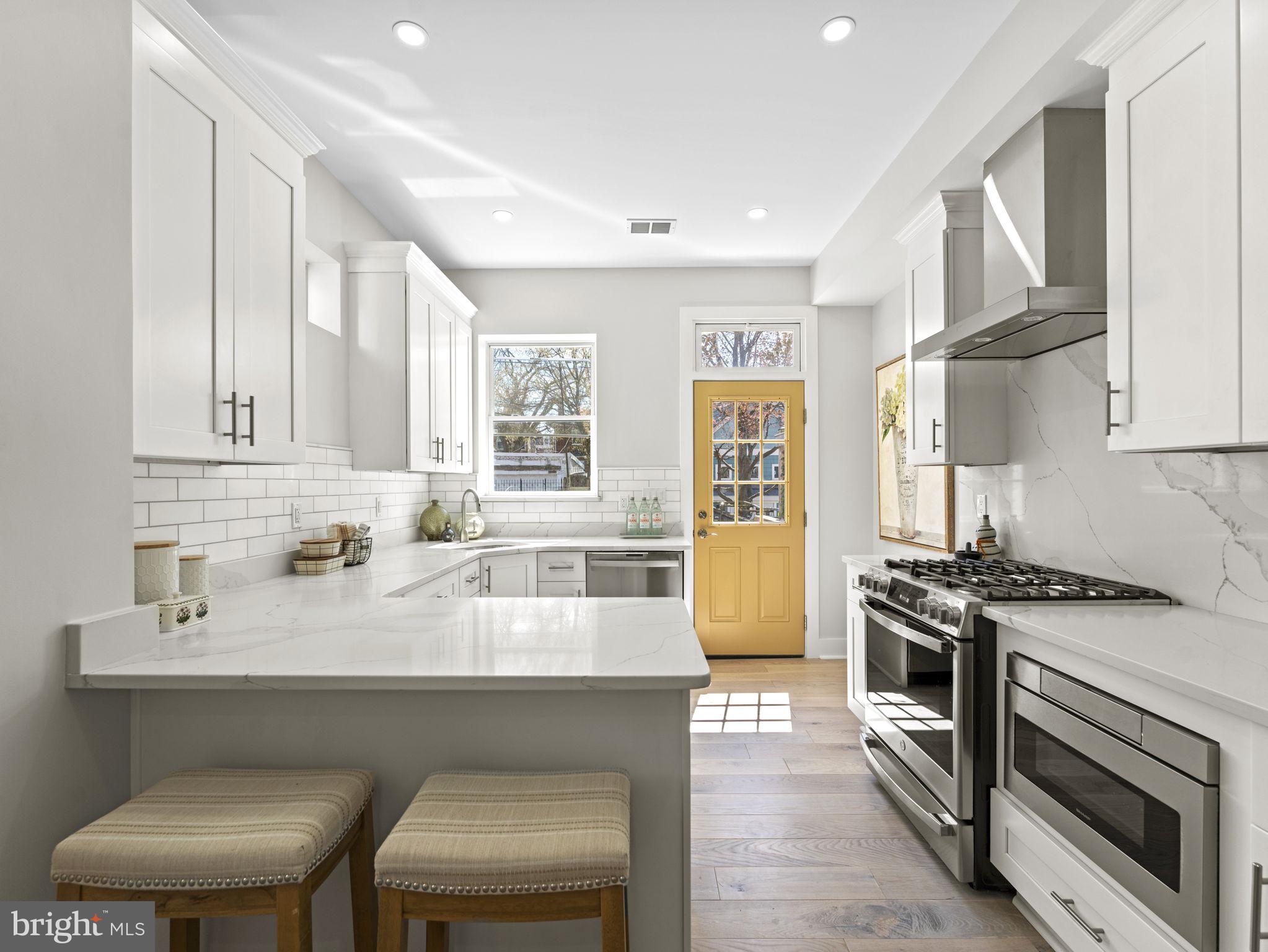 532 Shepherd Street Northwest Washington, DC 20011 - Photo 3 of 28 Kitchen with Stainless Appliances