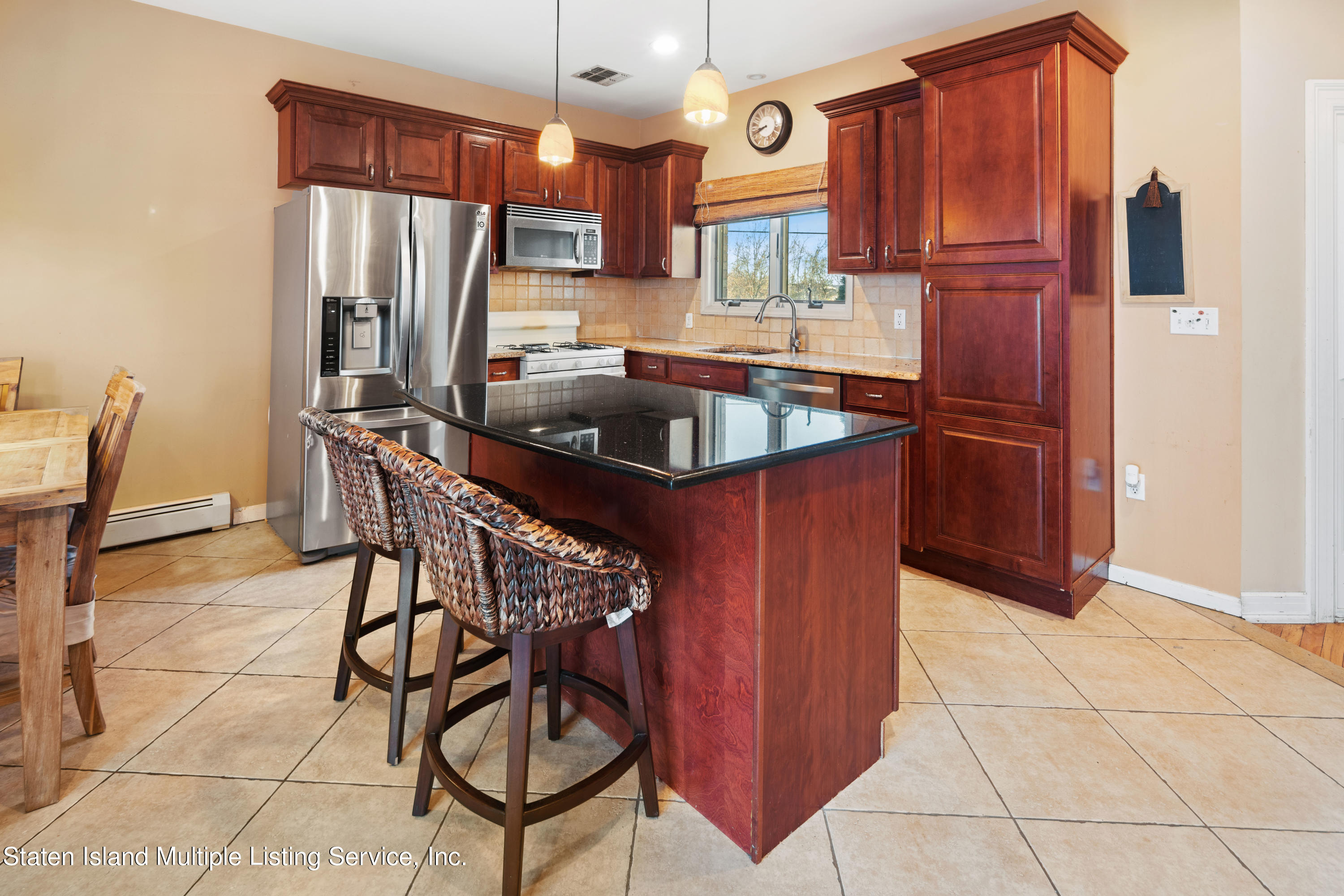 98 Brandis Avenue Staten Island, NY 10312 - Photo 16 of 36 DSC05803