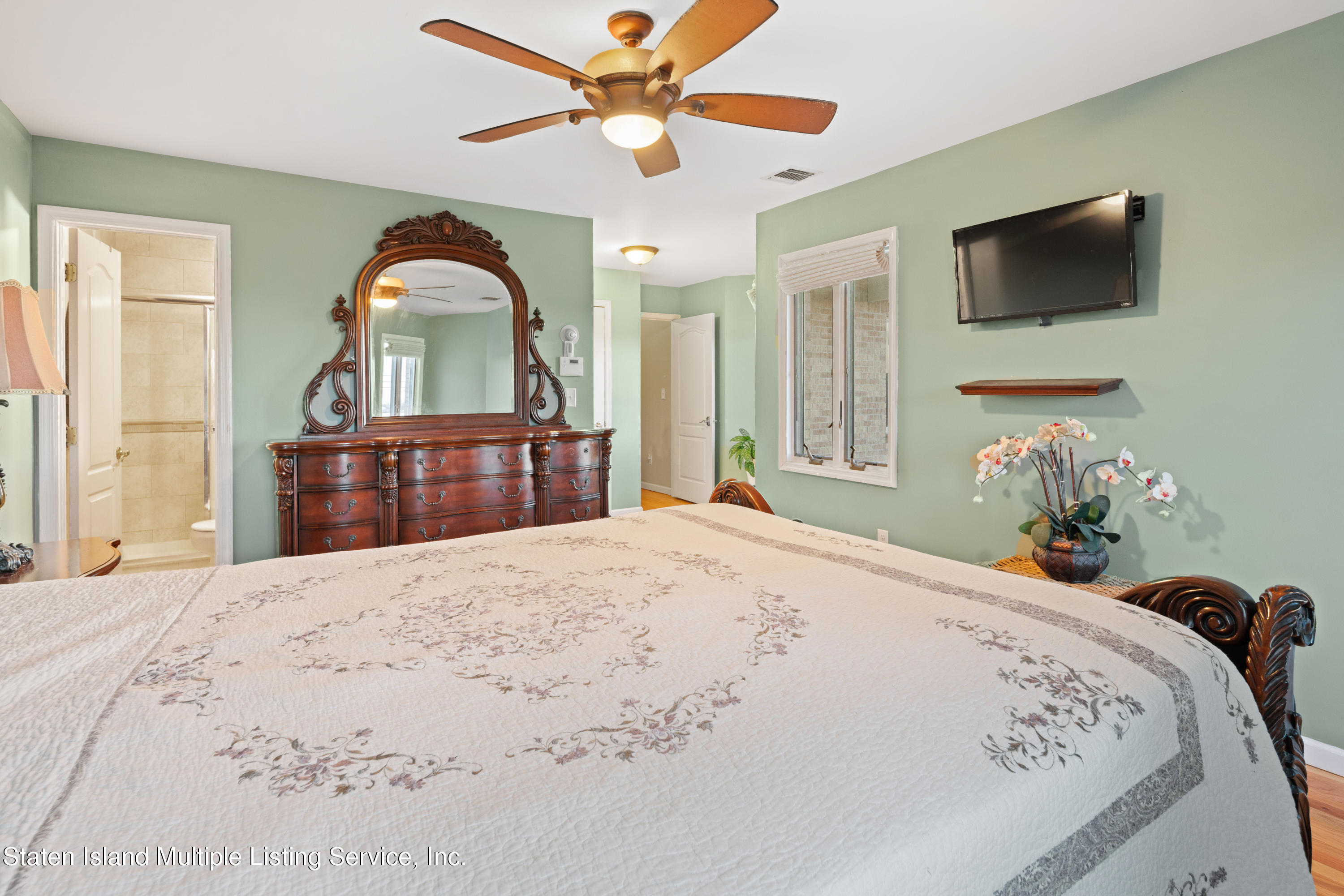 98 Brandis Avenue Staten Island, NY 10312 - Photo 28 of 36 DSC05869