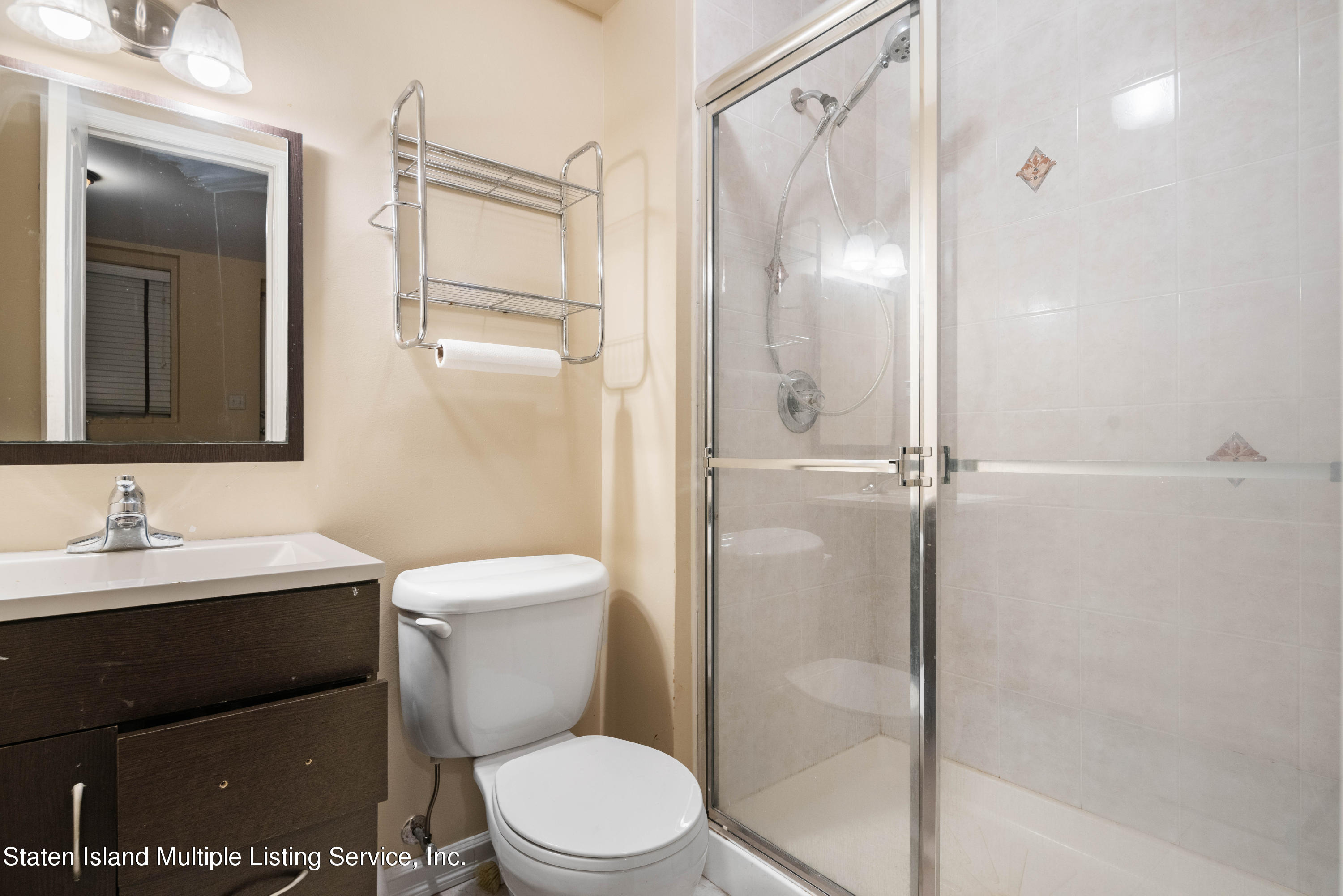 98 Brandis Avenue Staten Island, NY 10312 - Photo 33 of 36 DSC05889