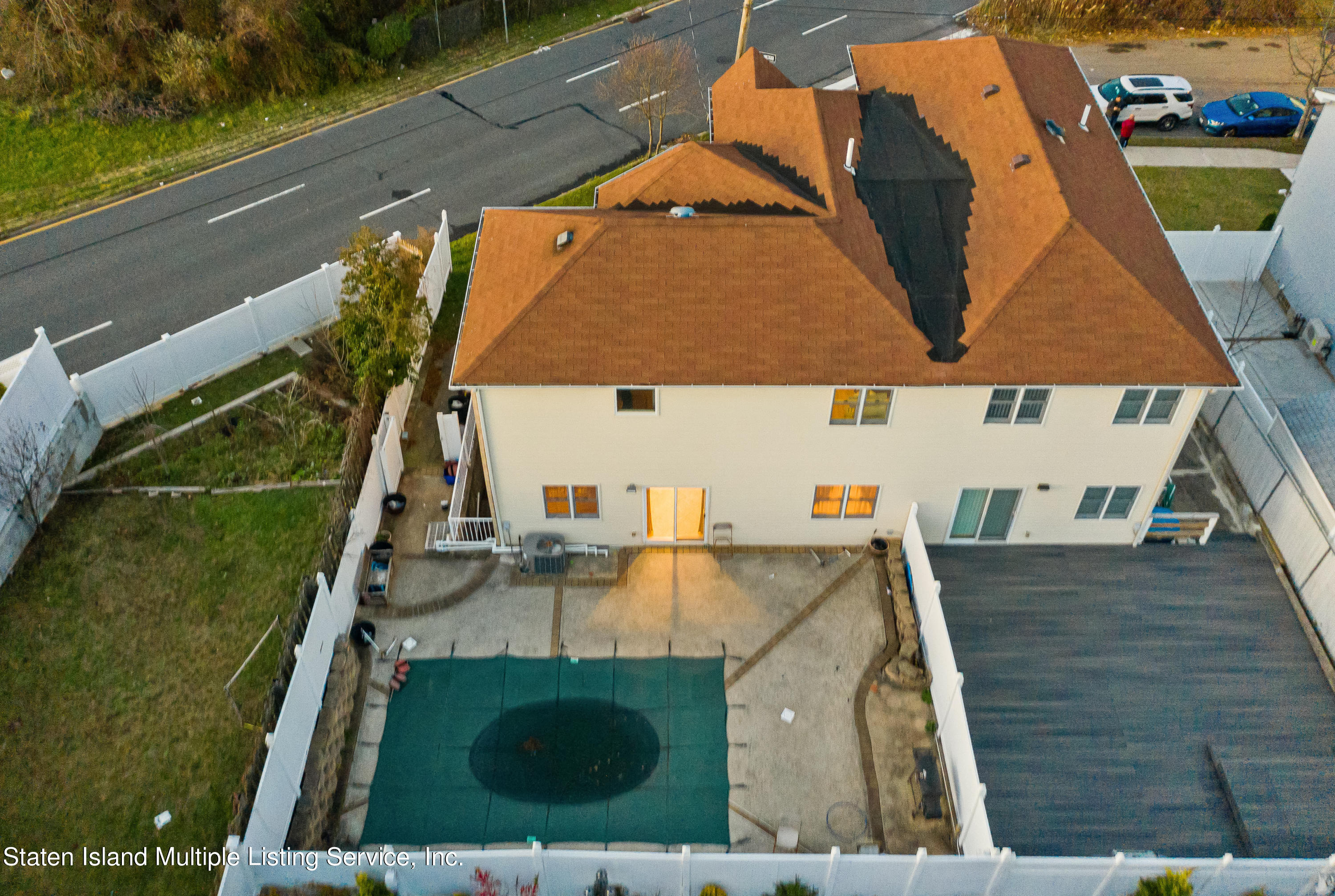 98 Brandis Avenue Staten Island, NY 10312 - Photo 4 of 36 DJI_0542