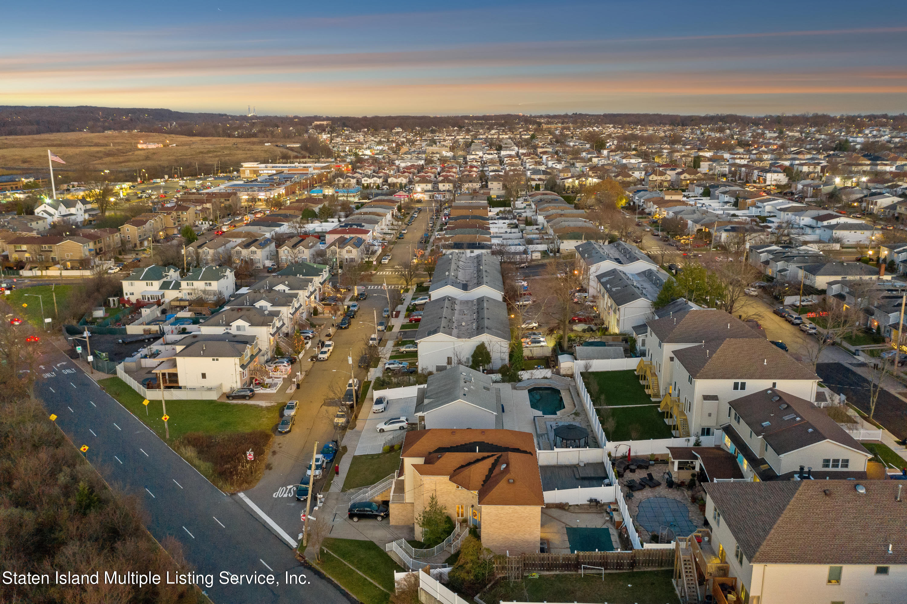 98 Brandis Avenue Staten Island, NY 10312 - Photo 5 of 36 DJI_0544