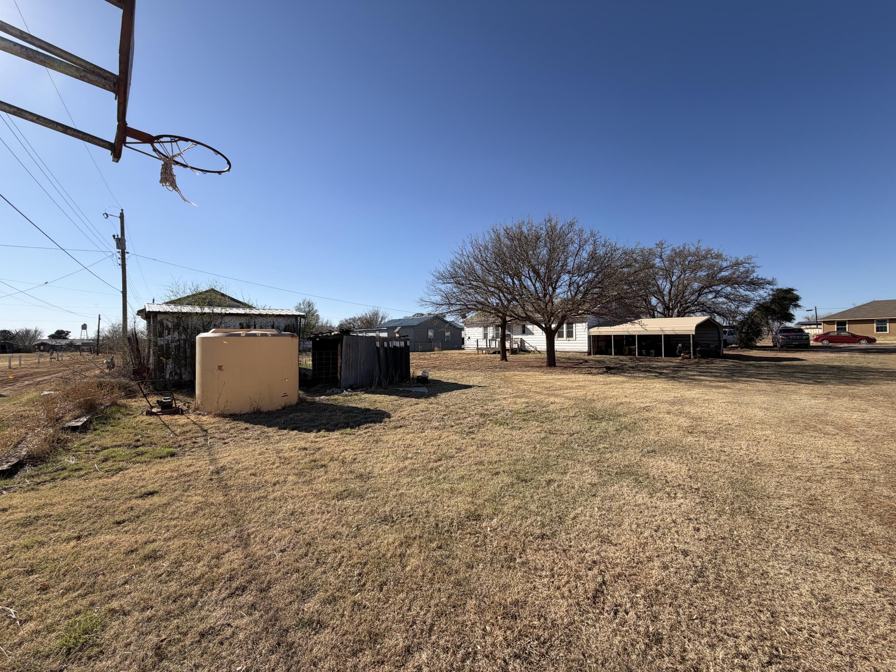 912 Bell Avenue Turkey, TX 79261 - Photo 11 of 12 a view of outdoor space and yard
