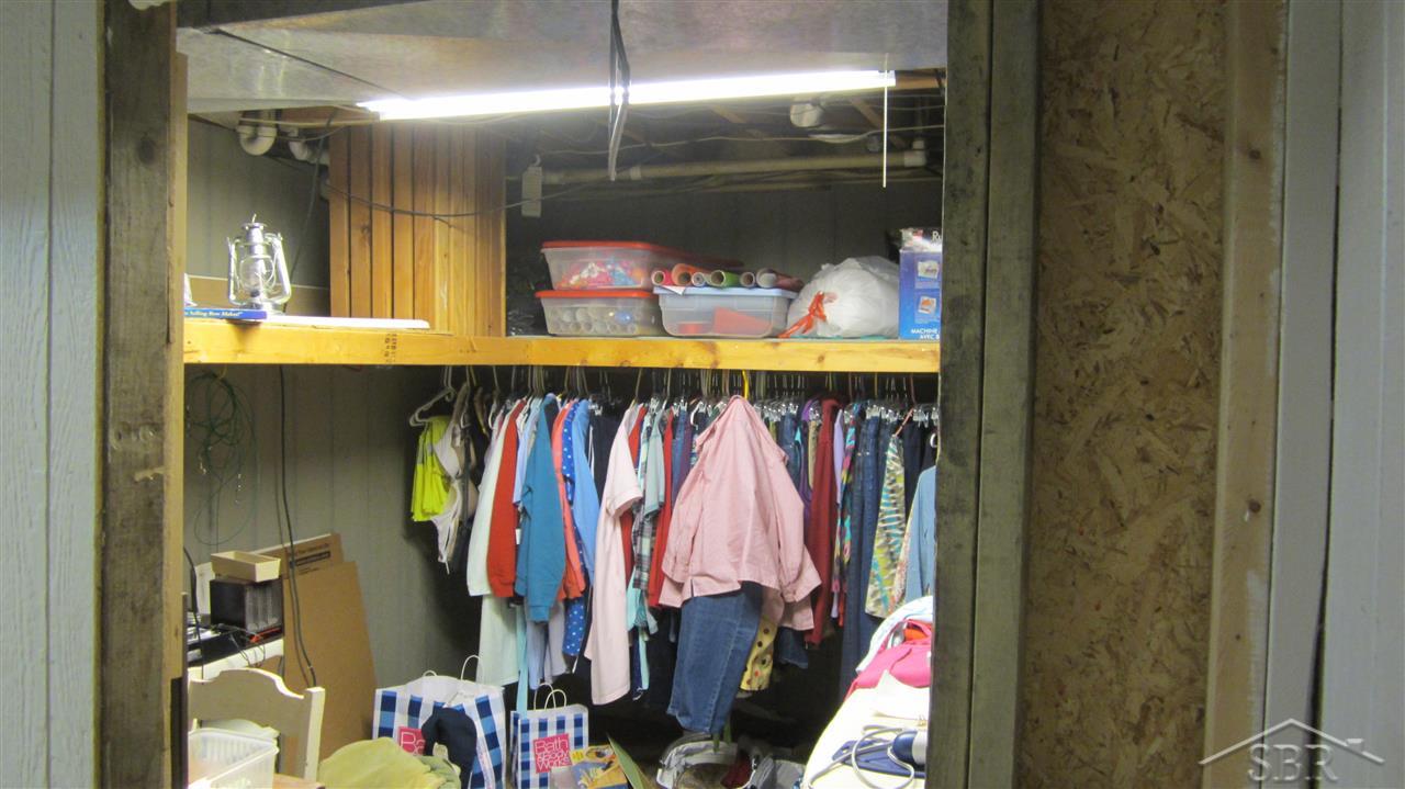 301 Gun Club Road Caro, MI 48723 - Photo 19 of 39 31241987-28.JPG