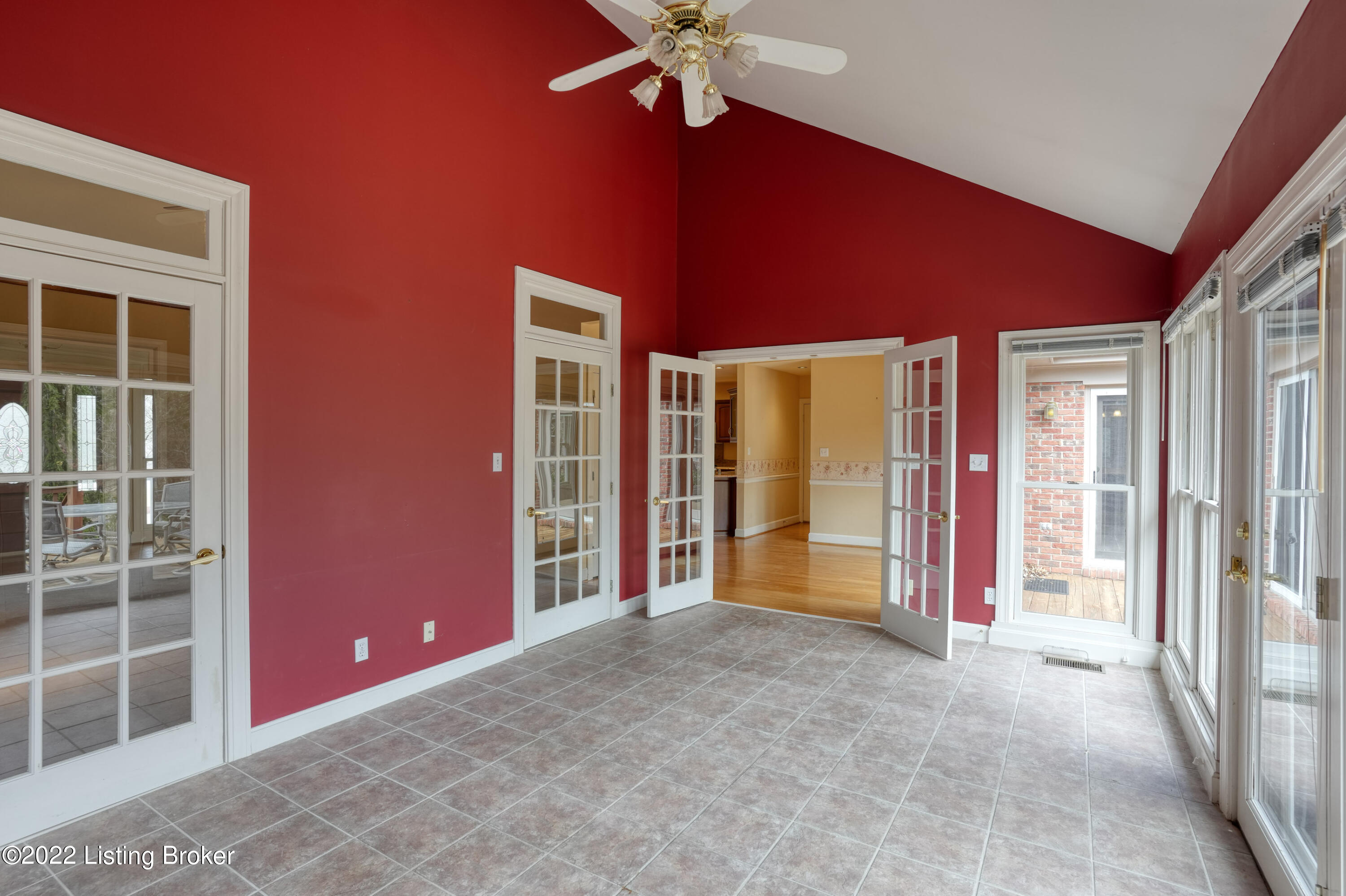 8024 Shadow Creek Road Crestwood, KY 40014 - Photo 11 of 55 030 - 20210303 701381
