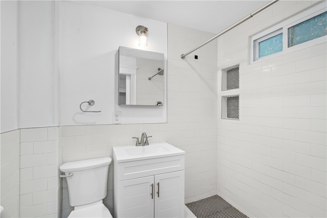 1226 Park Avenue, Unit 2 Woonsocket, RI 02895 - Photo 12 of 16