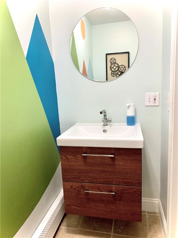 33 Forge Road North Kingstown, RI 02852 - Photo 21 of 34 Powder Room