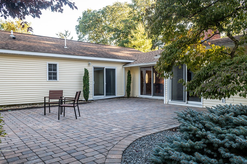 33 Forge Road North Kingstown, RI 02852 - Photo 24 of 34 Patio 2