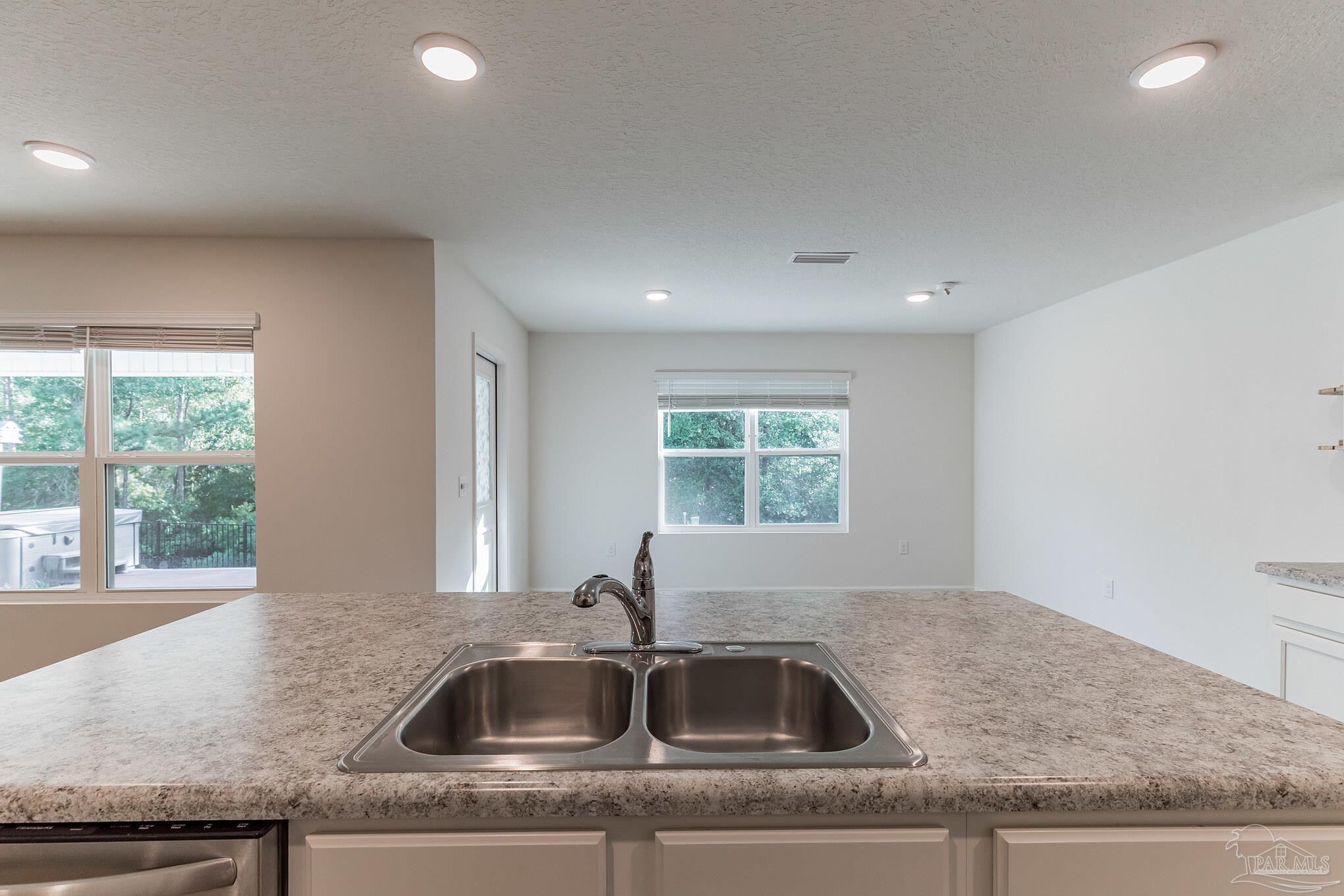 4642 Perception Circle Milton, FL 32570 - Photo 11 of 31