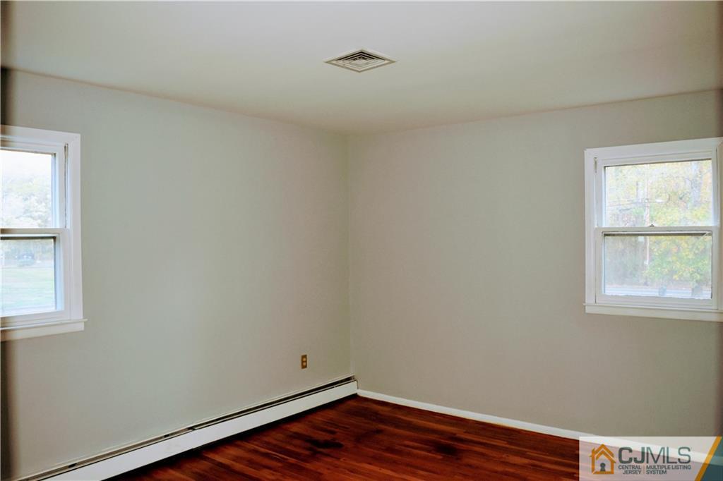 135 Fresh Ponds Road Monroe Township, NJ 08831 - Photo 11 of 20 Gallery Image 11